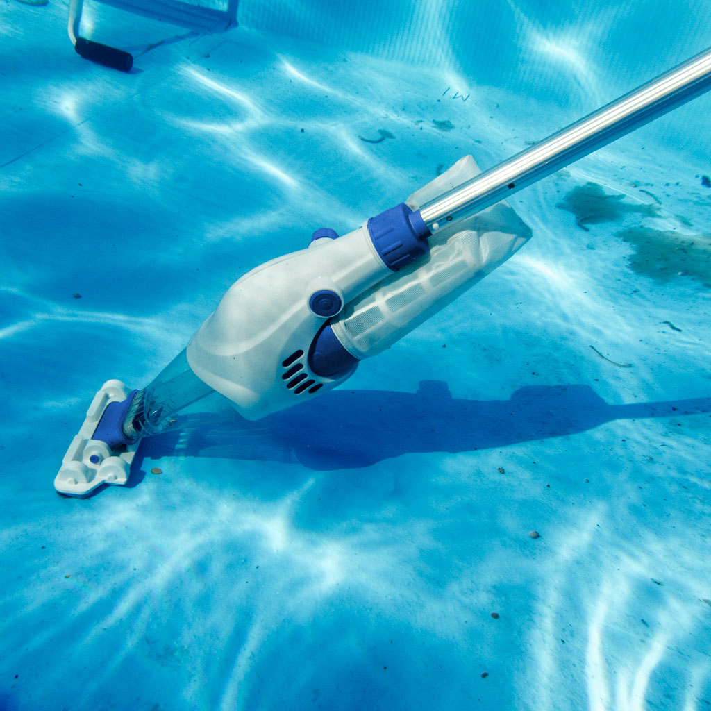 Aspiratore elettrico per piscina VAC