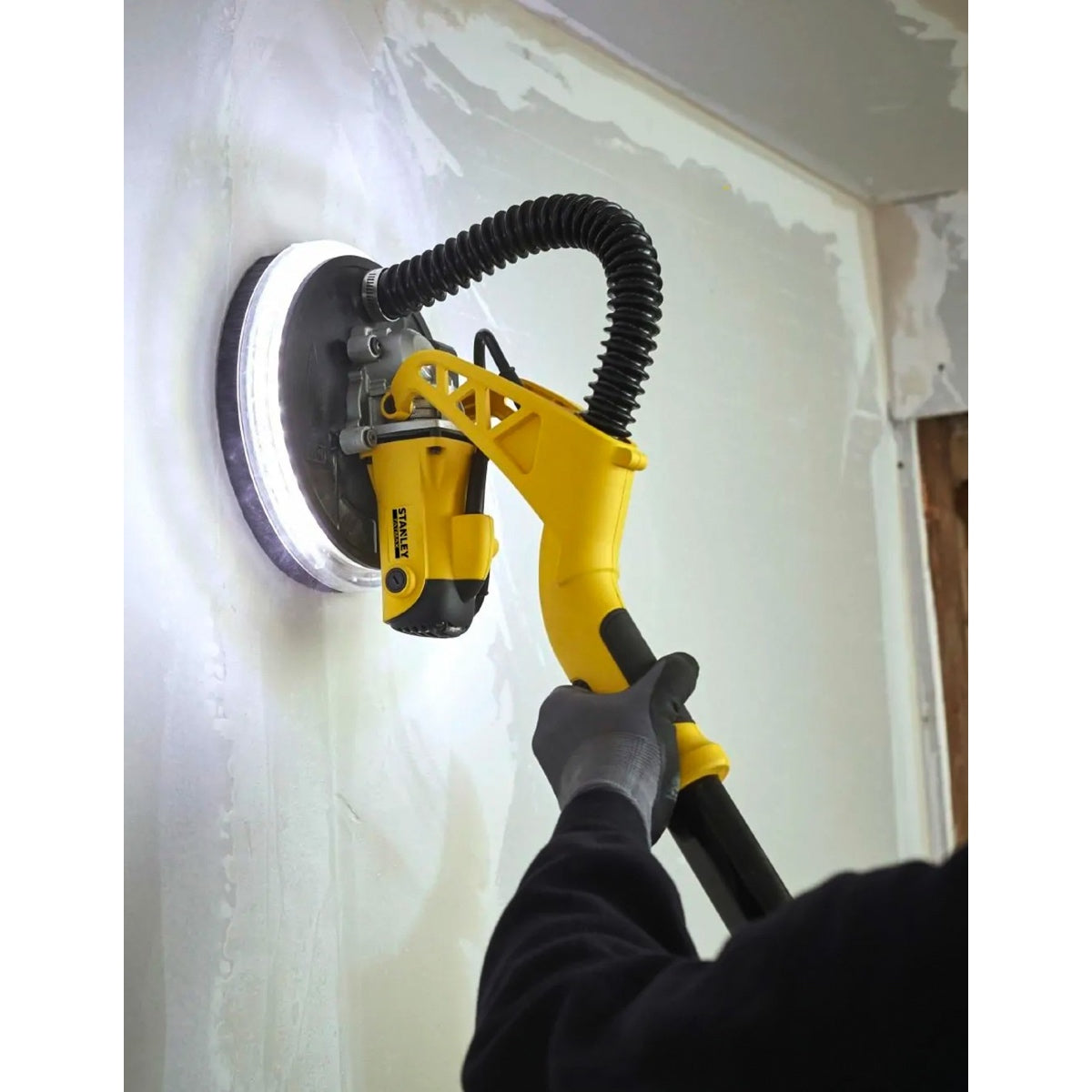 Levigatrice per muro Stanley 750W 3