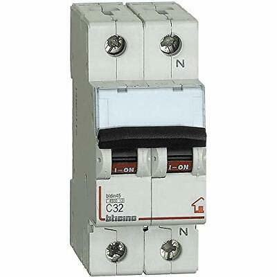 interruttore magnetotermico 1P+N SFC810NC32