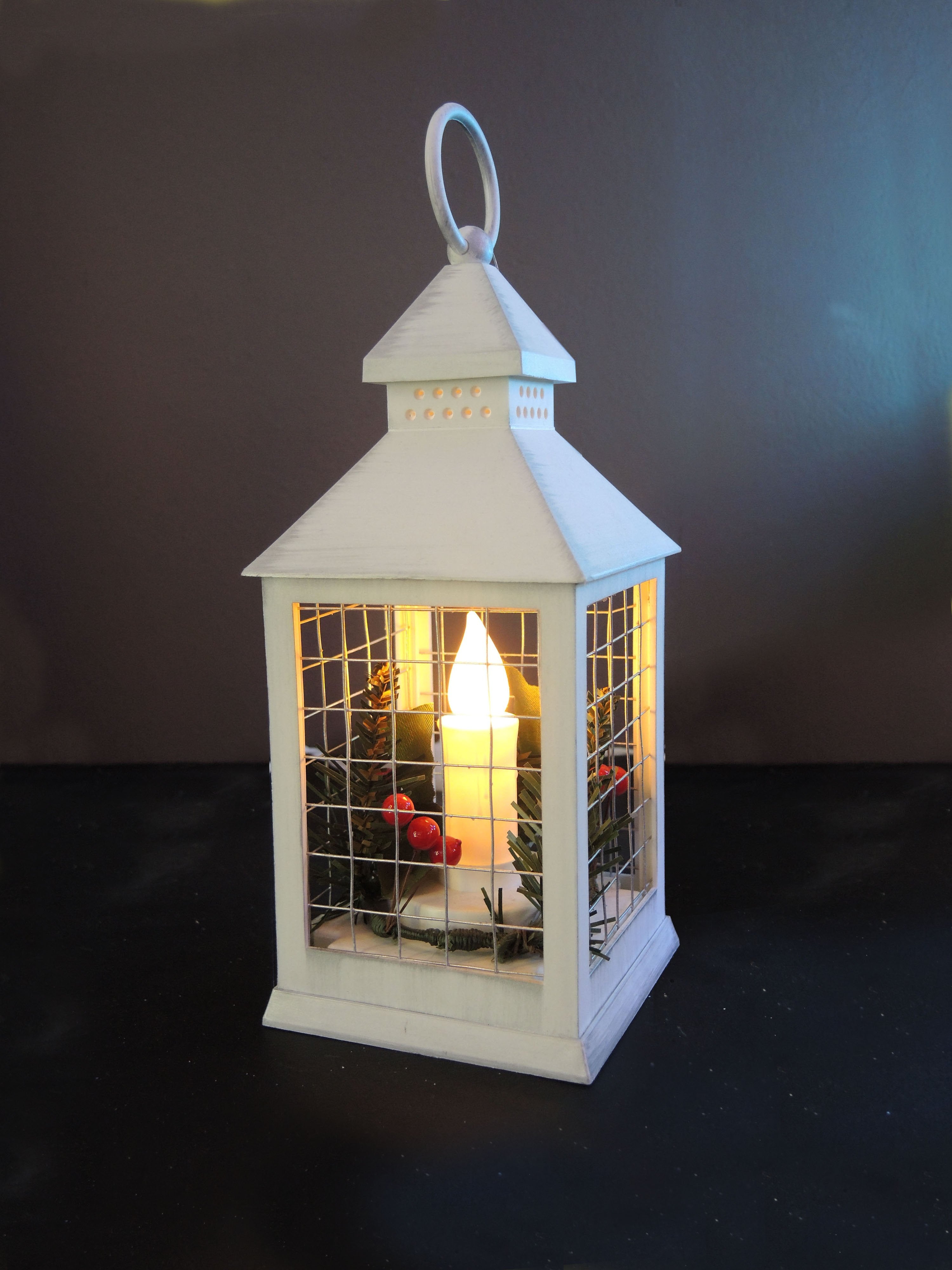 Lanterna bianca con candela