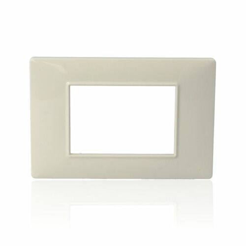 Placca 3 moduli Plana Vimar