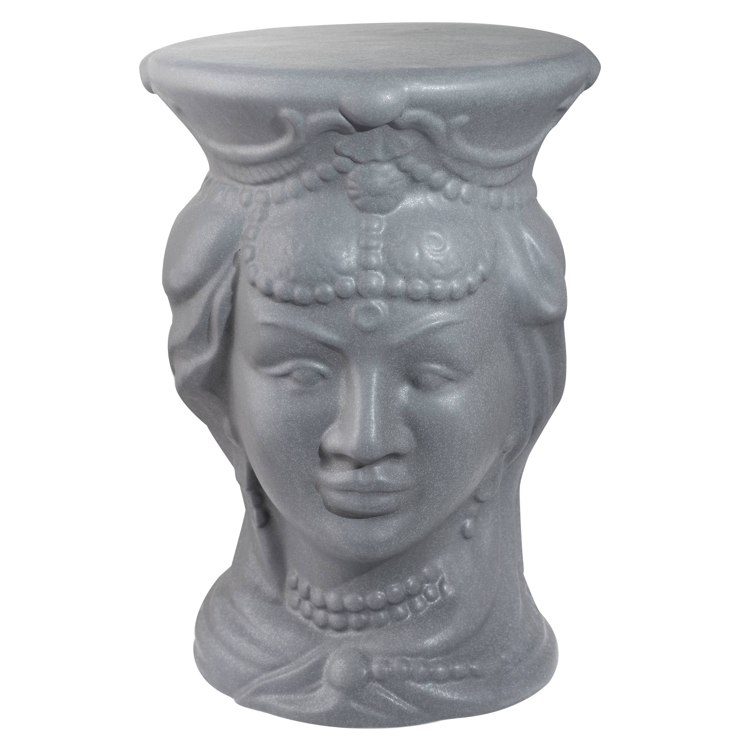 Sgabello testa di moro regina 3