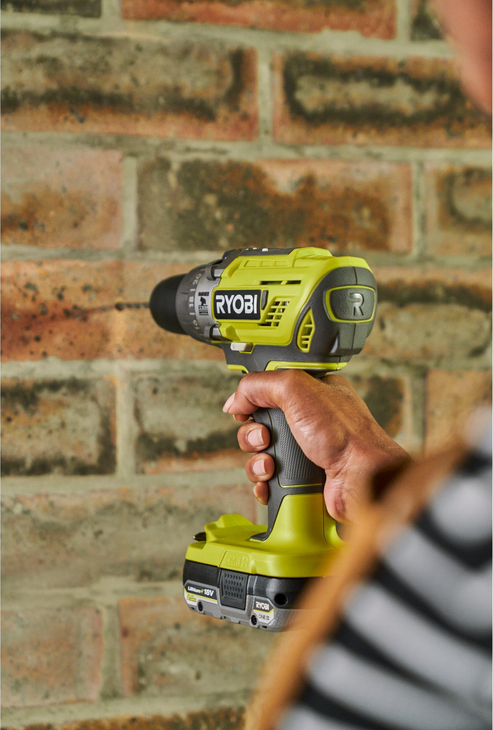 Trapano Avvitatore a Percussione Ryobi 18V ONE+ Kit 2 Batterie 2,0Ah 3