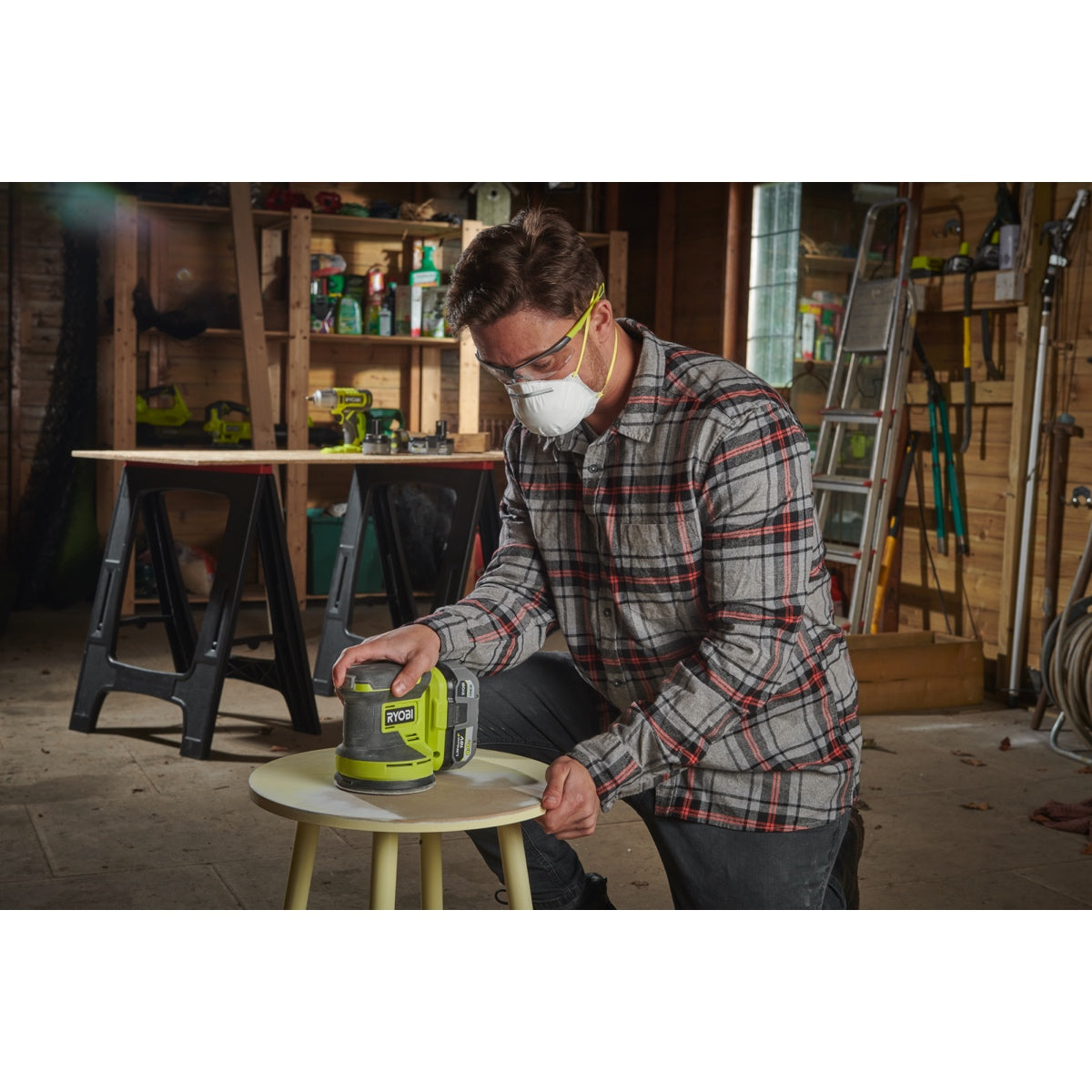 Levigatrice Rotorbitale Ryobi 18V ONE+ 125 mm Senza Batteria