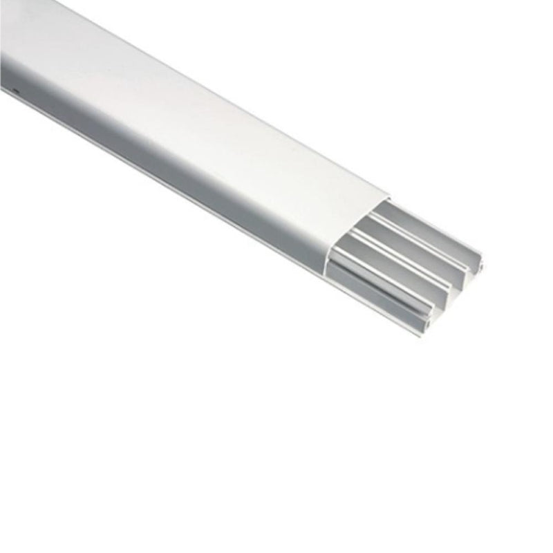 Canalina battiscopa con cornice 70x20 2m