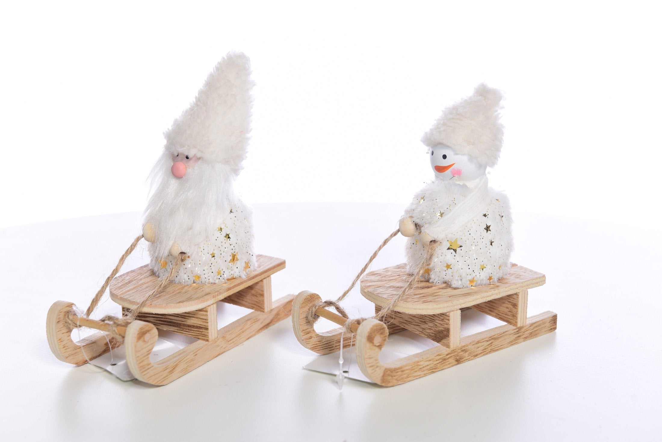 Babbo natale sulla slitta con decorazioni